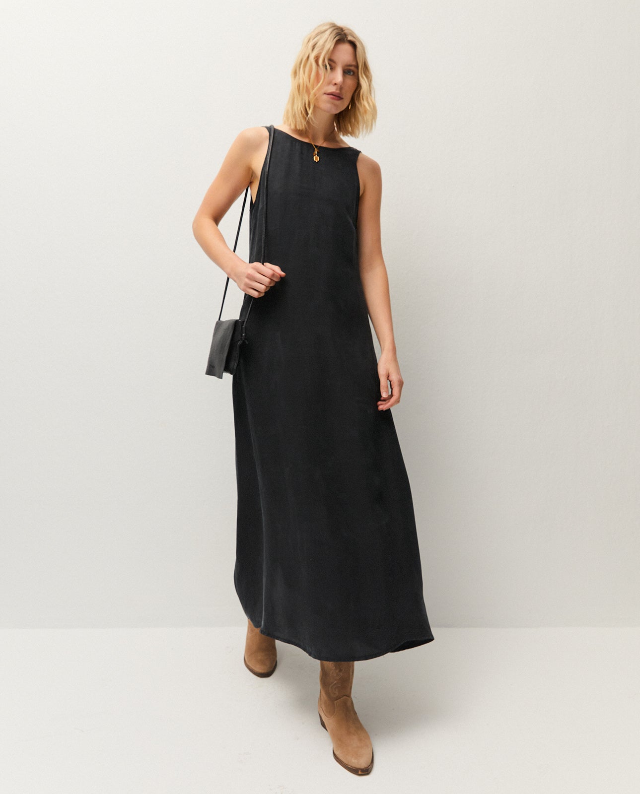 robe longue à bretelles