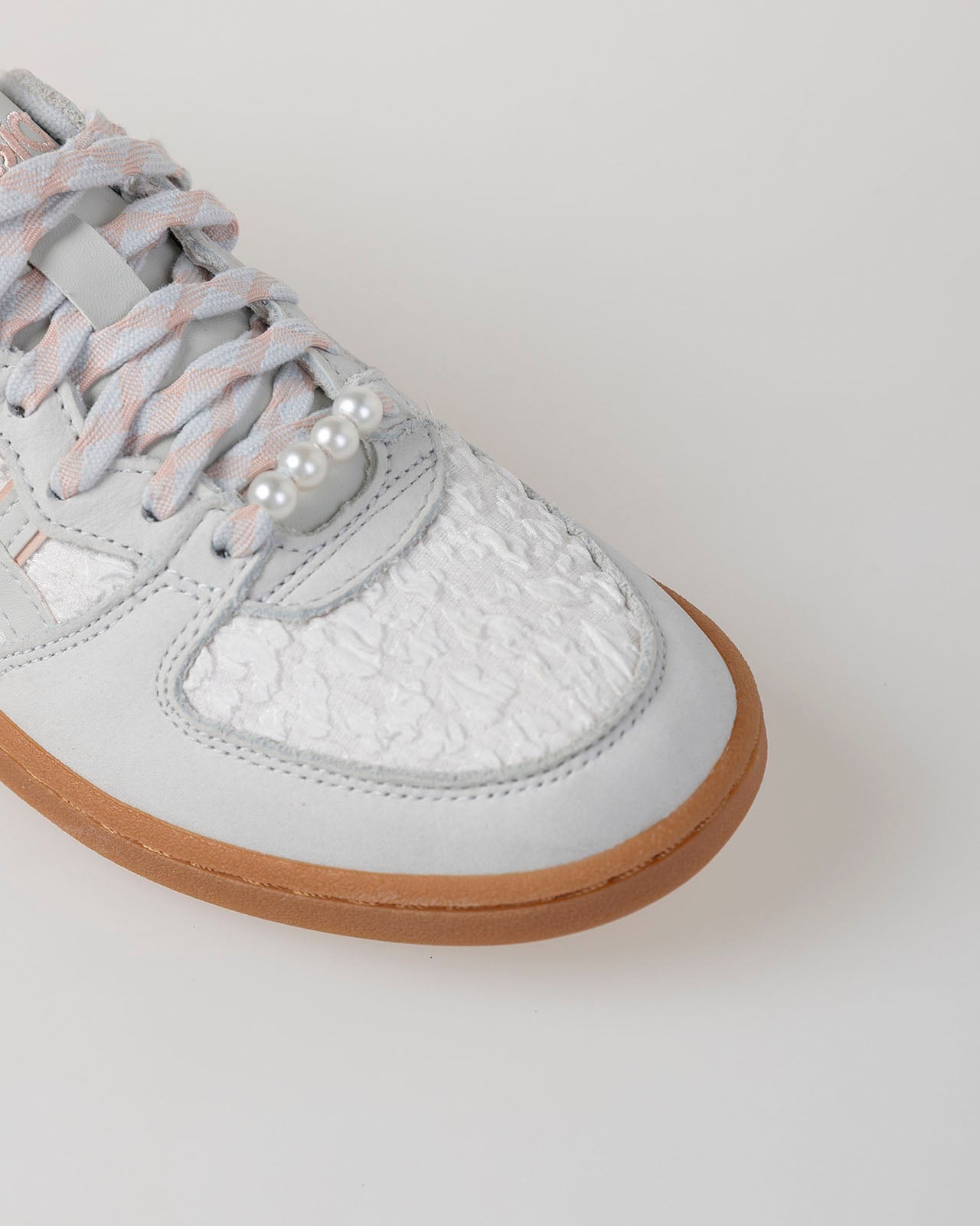 Baskets Asics Skyhand OG blanches
