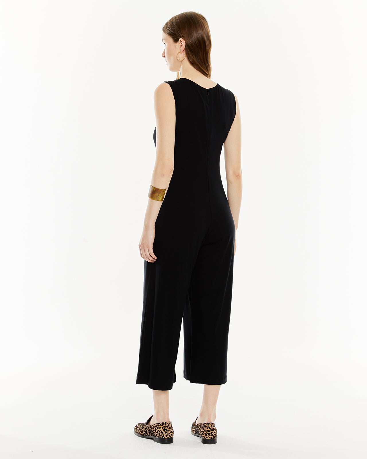 Combinaison longue encolure V, sans manches