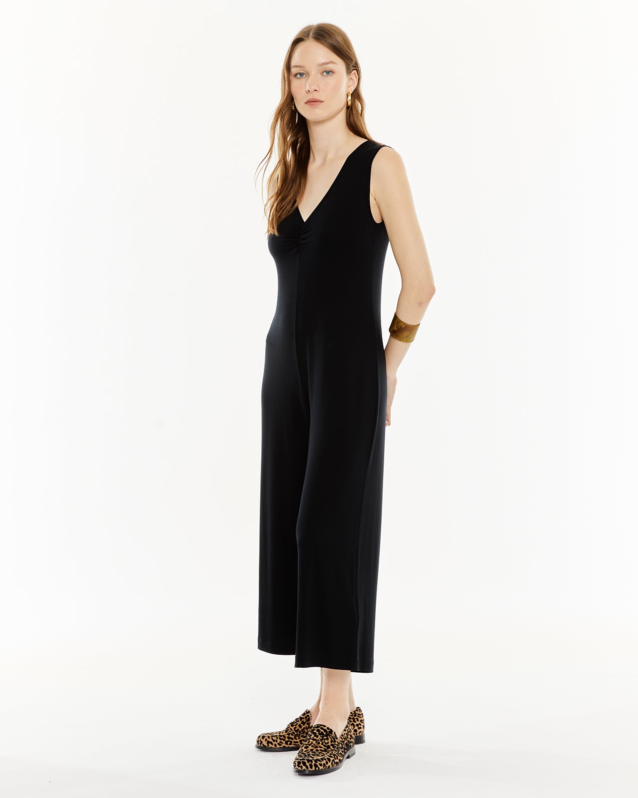 Combinaison longue encolure V, sans manches