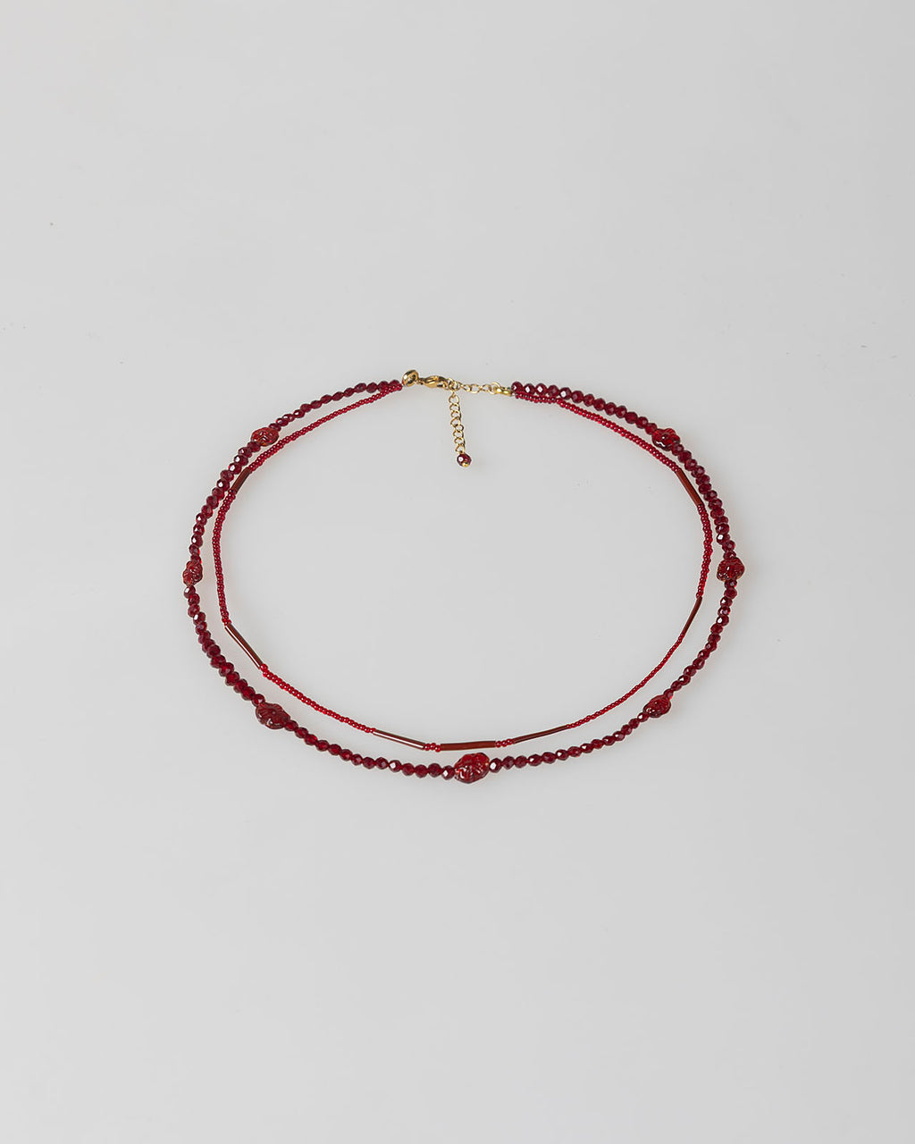 Collar doble rojo