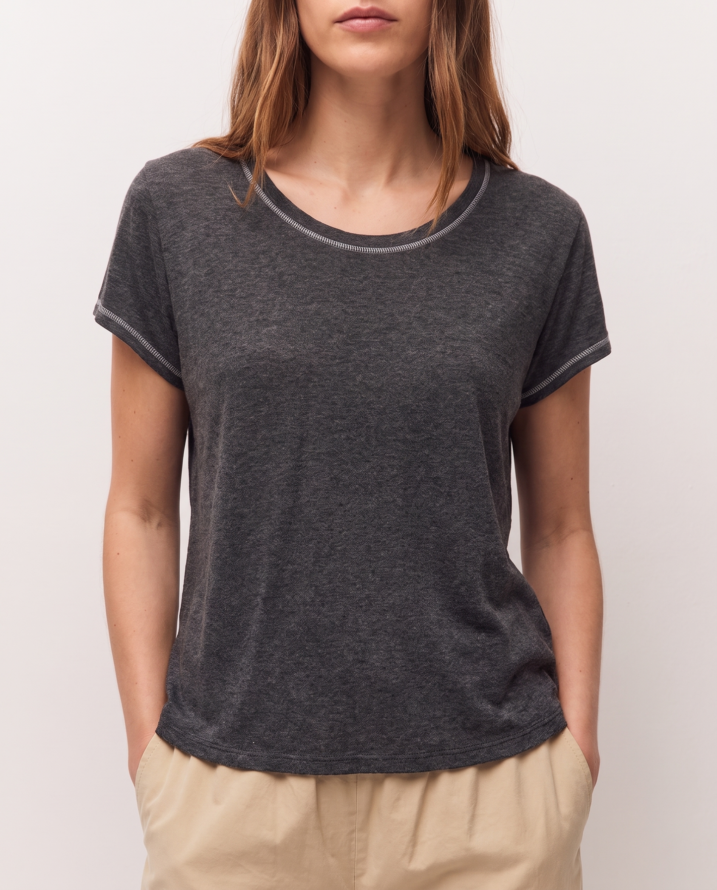 Camiseta con costuras a contraste