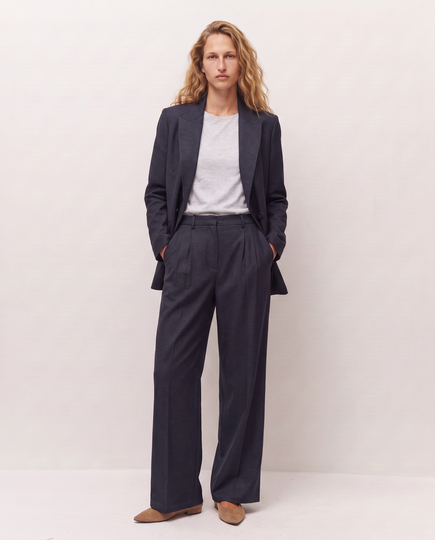 Pantalón con pinzas
