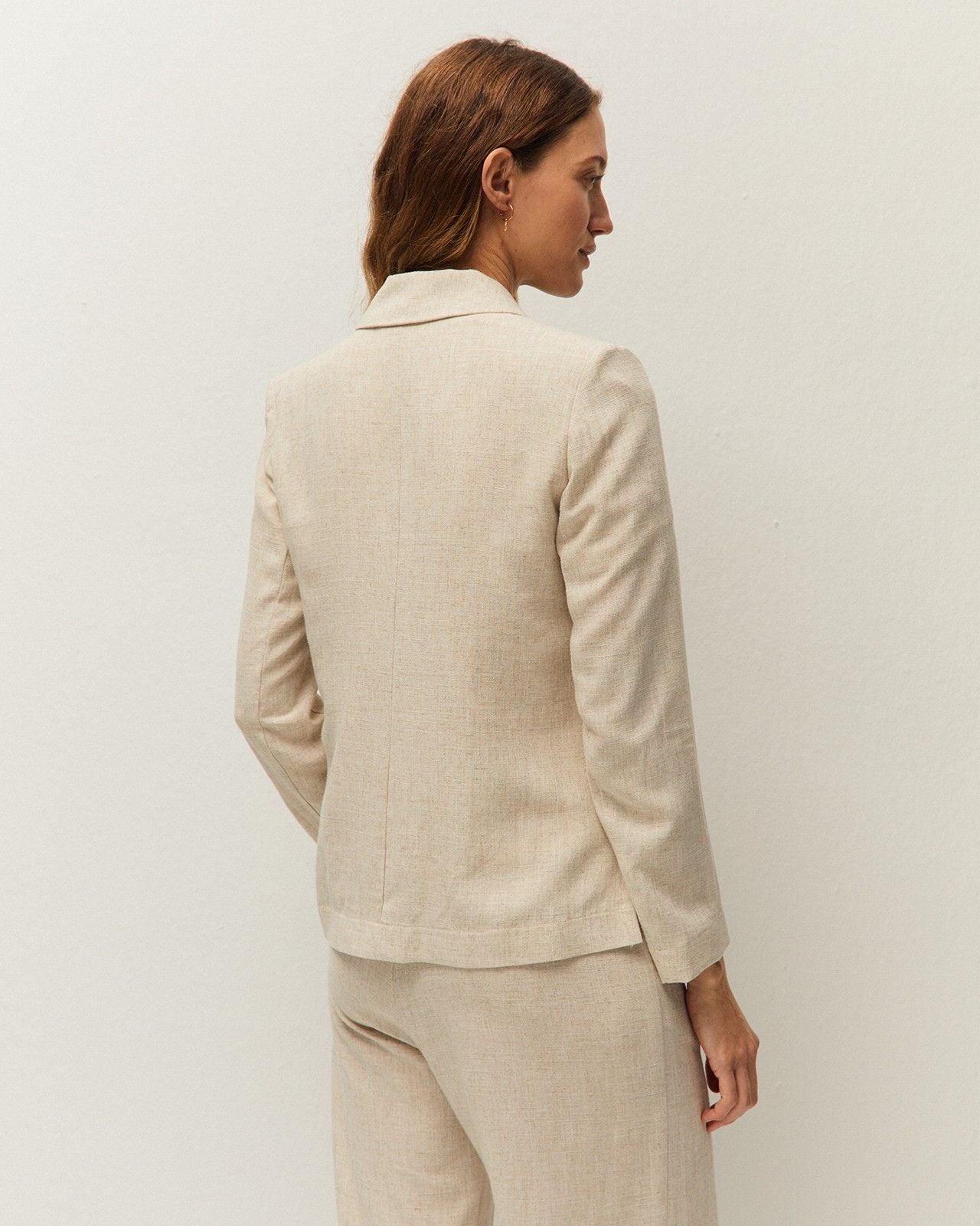 Linen American
