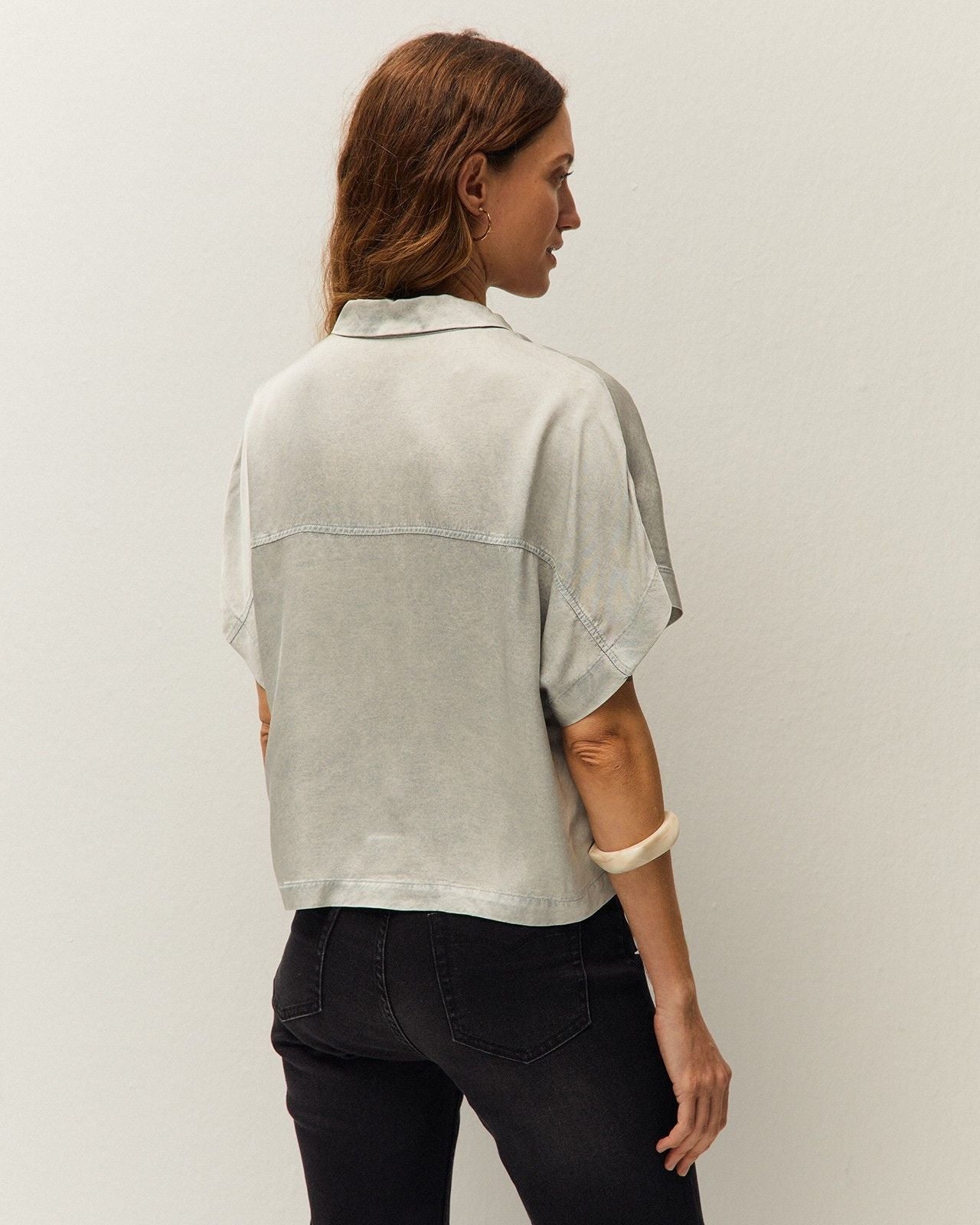 Chemise en satin effet corrosif