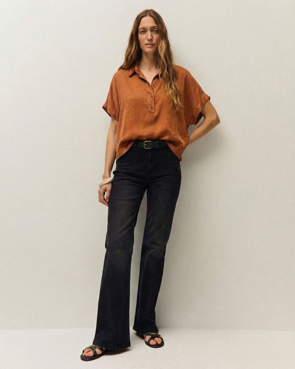 Camisa satinada efecto corrosivo