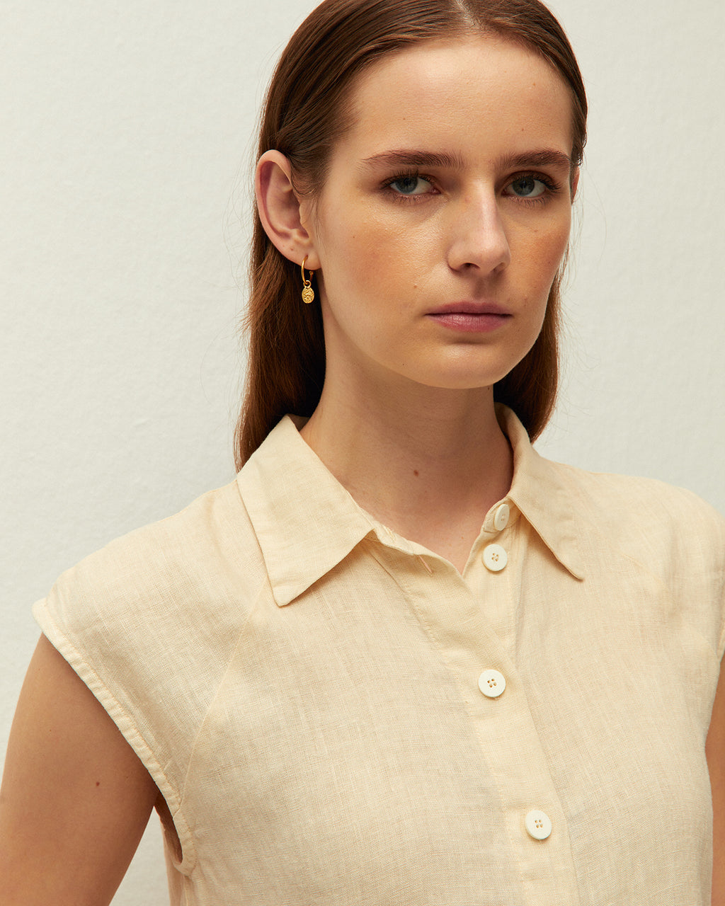 Camisa lino escote camisero