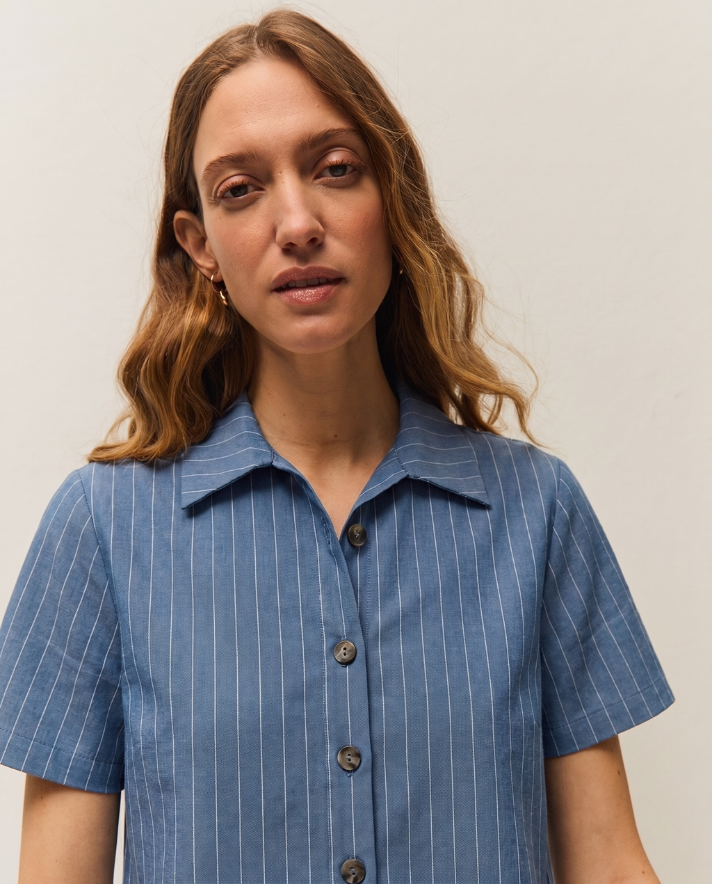 Camisa fluida raya diplomatica