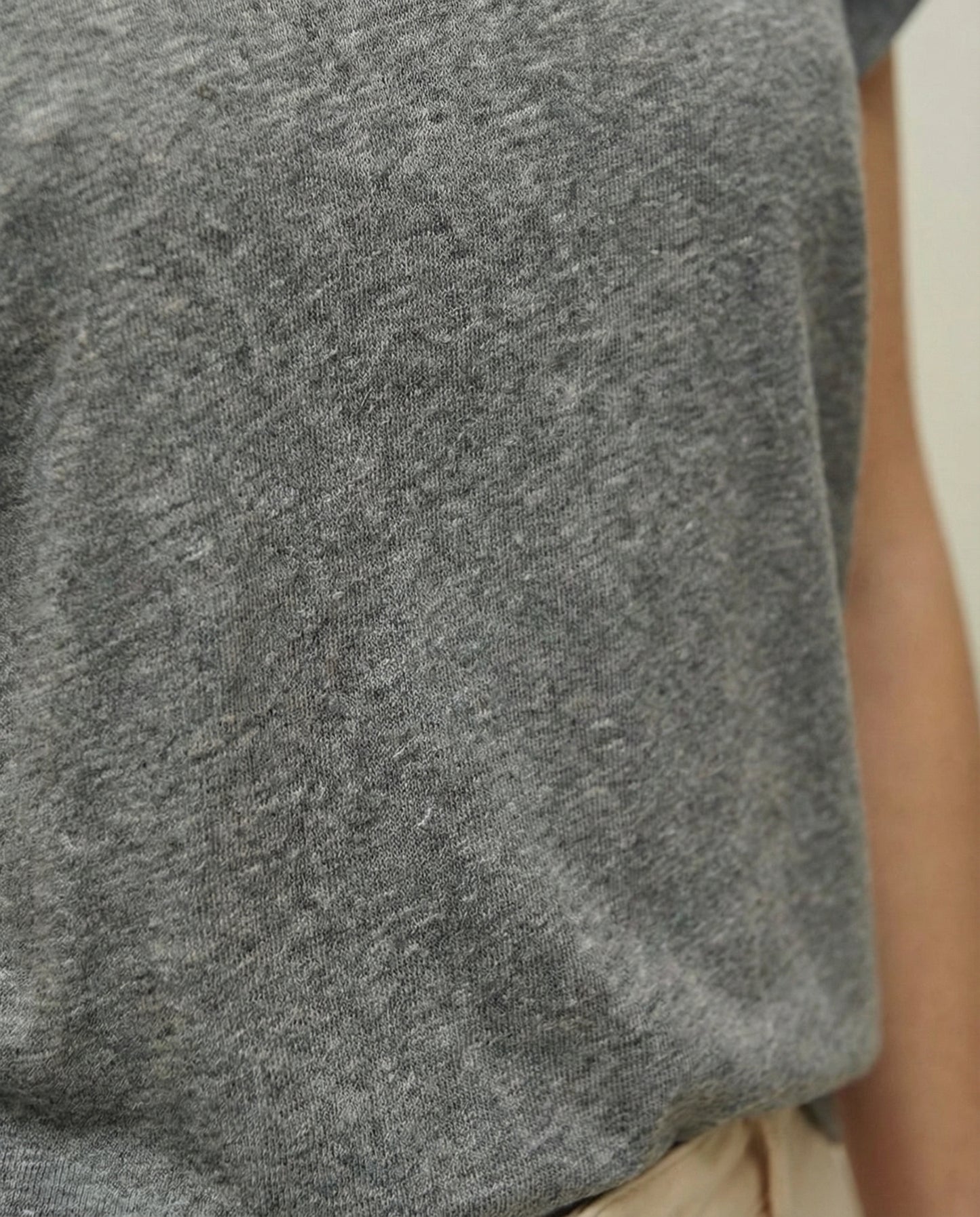 T-shirt à surpiqûres contrastées
