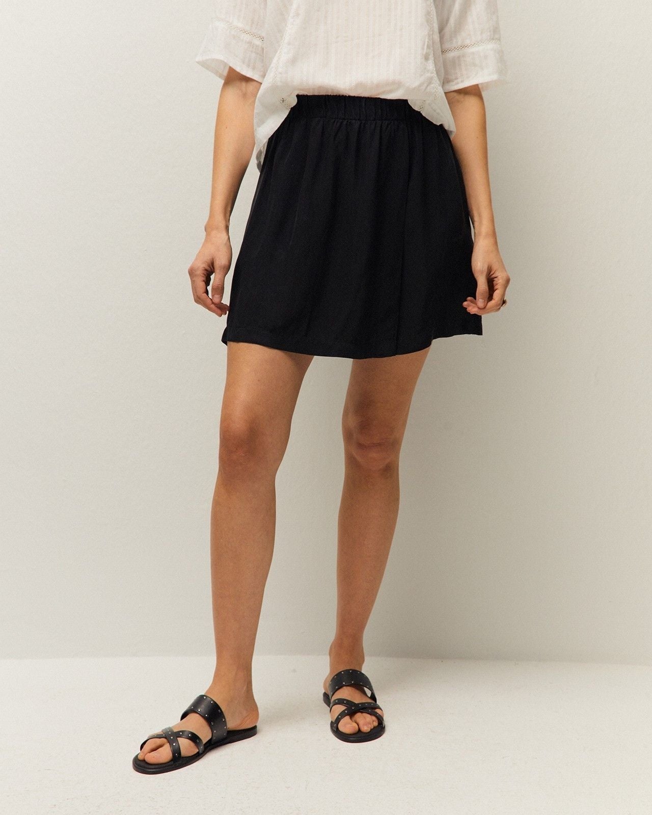 Short cupro skirt