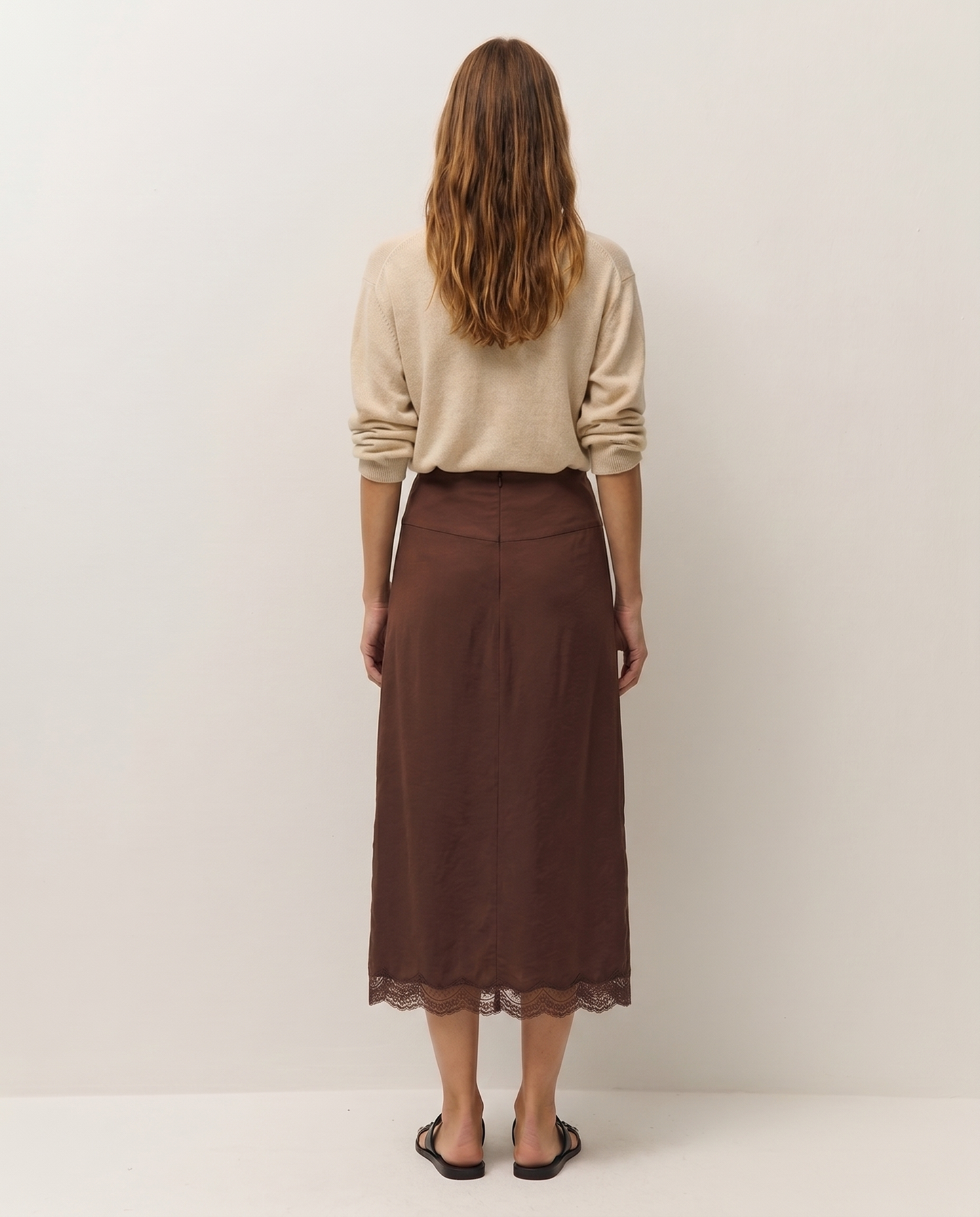 Midi lace skirt