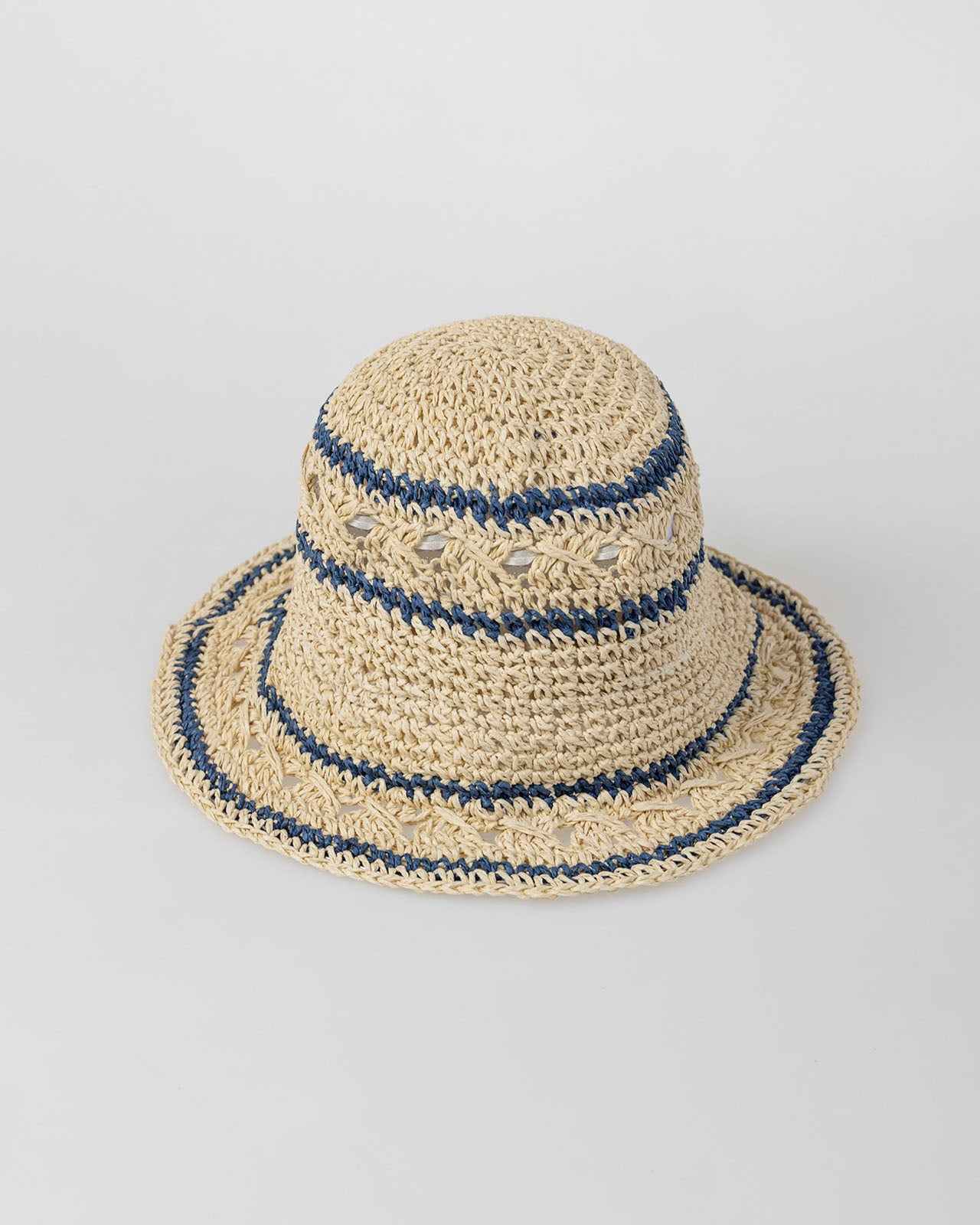 Gorro detalle de rayas