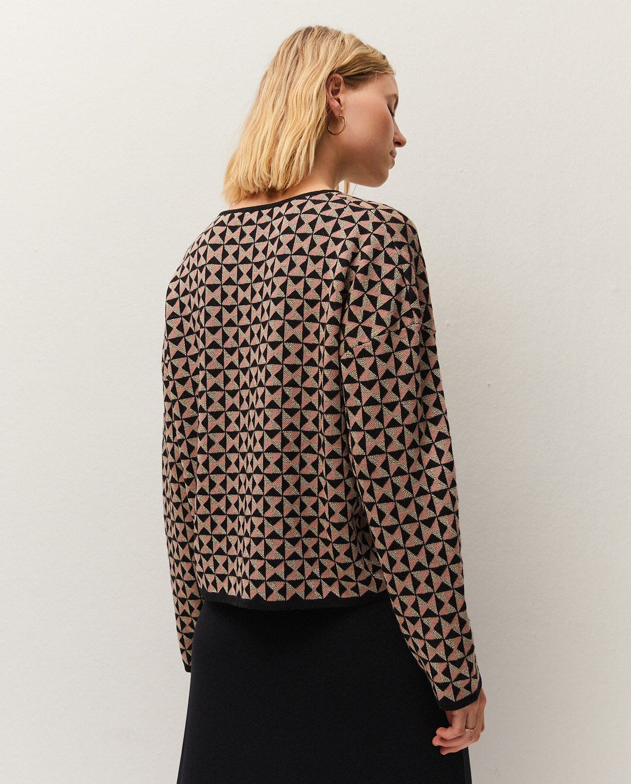 Geometric jersey