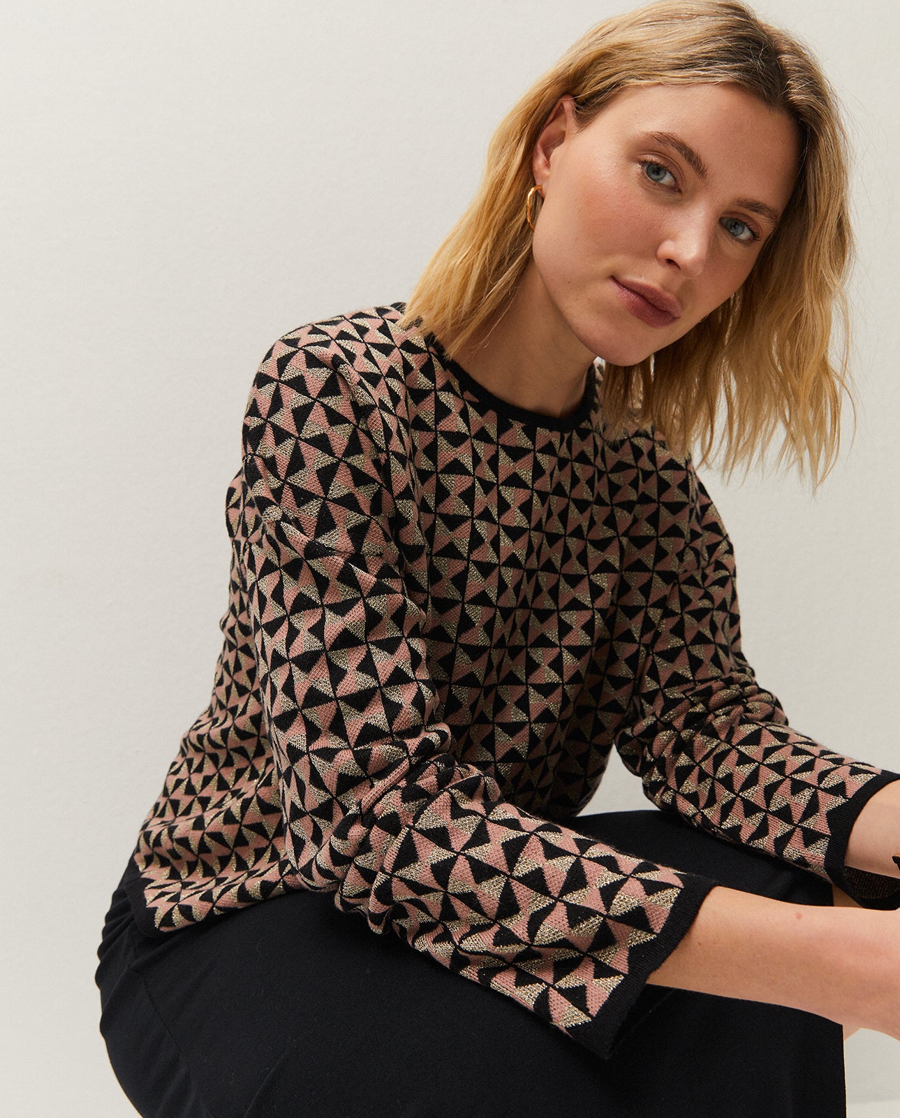 Geometric jersey