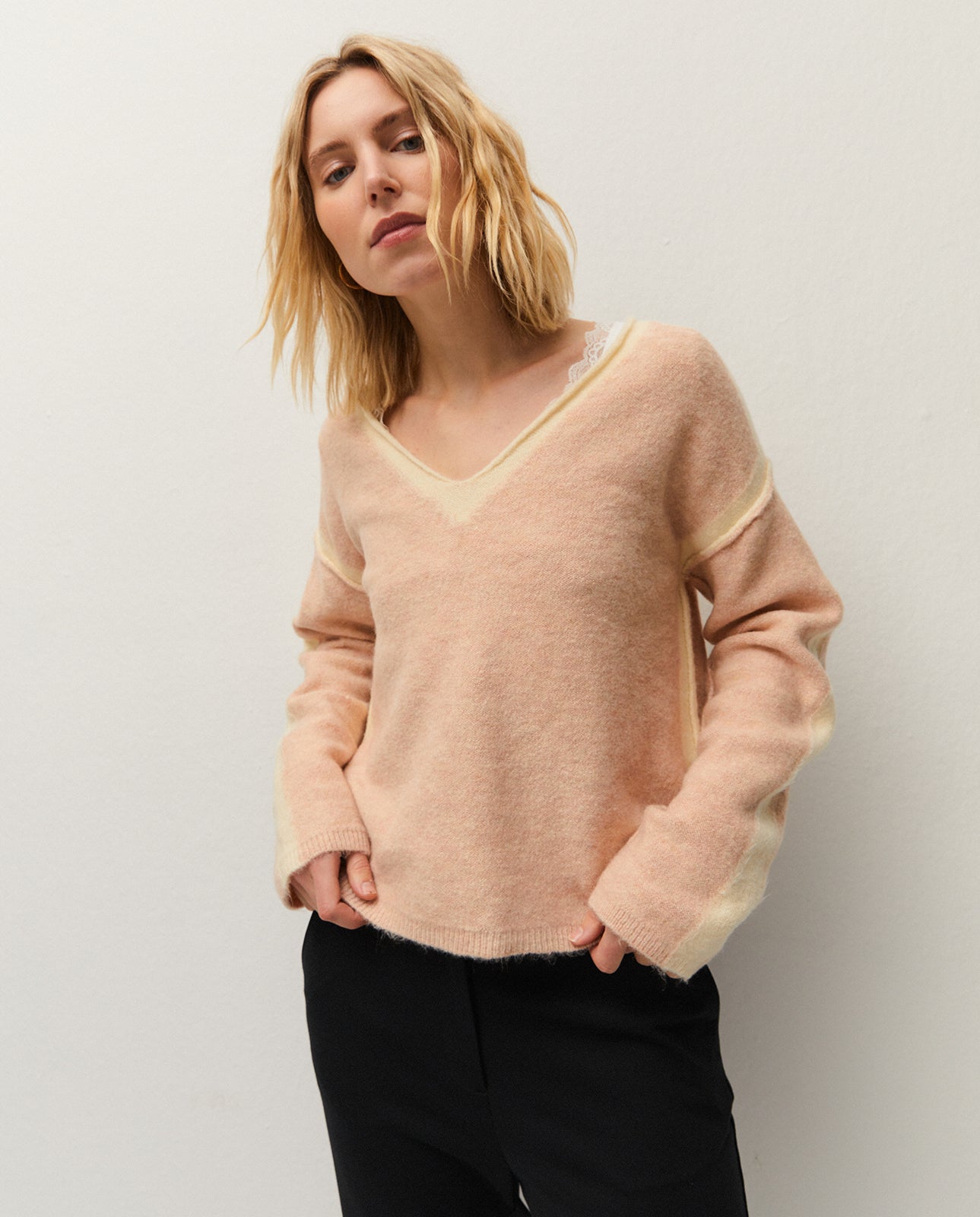 Contrast jersey