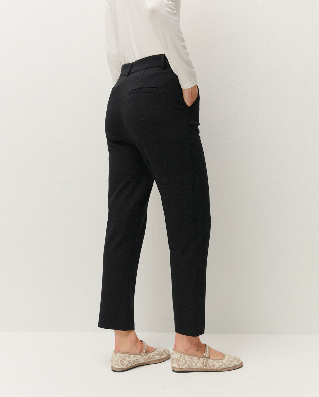 Pantalón traje con pinzas