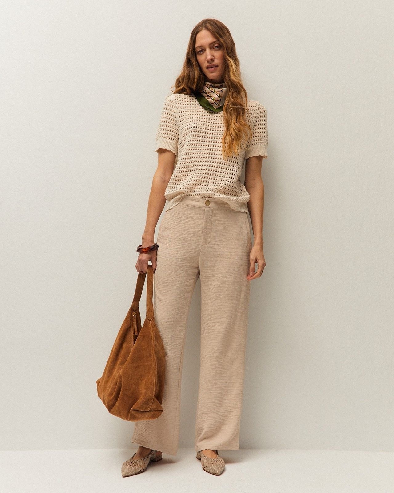 Straight-leg flowy trousers