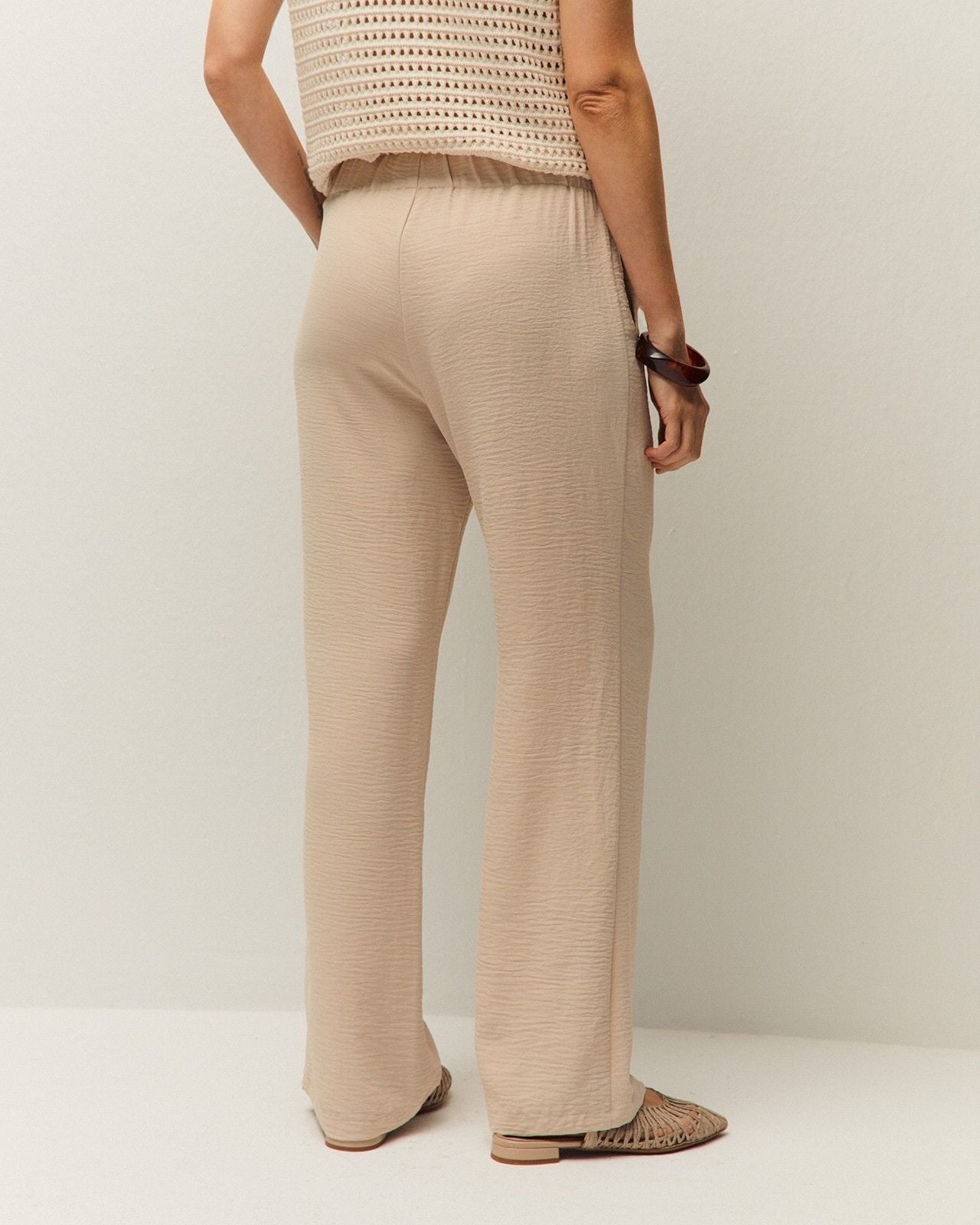 Straight-leg flowy trousers
