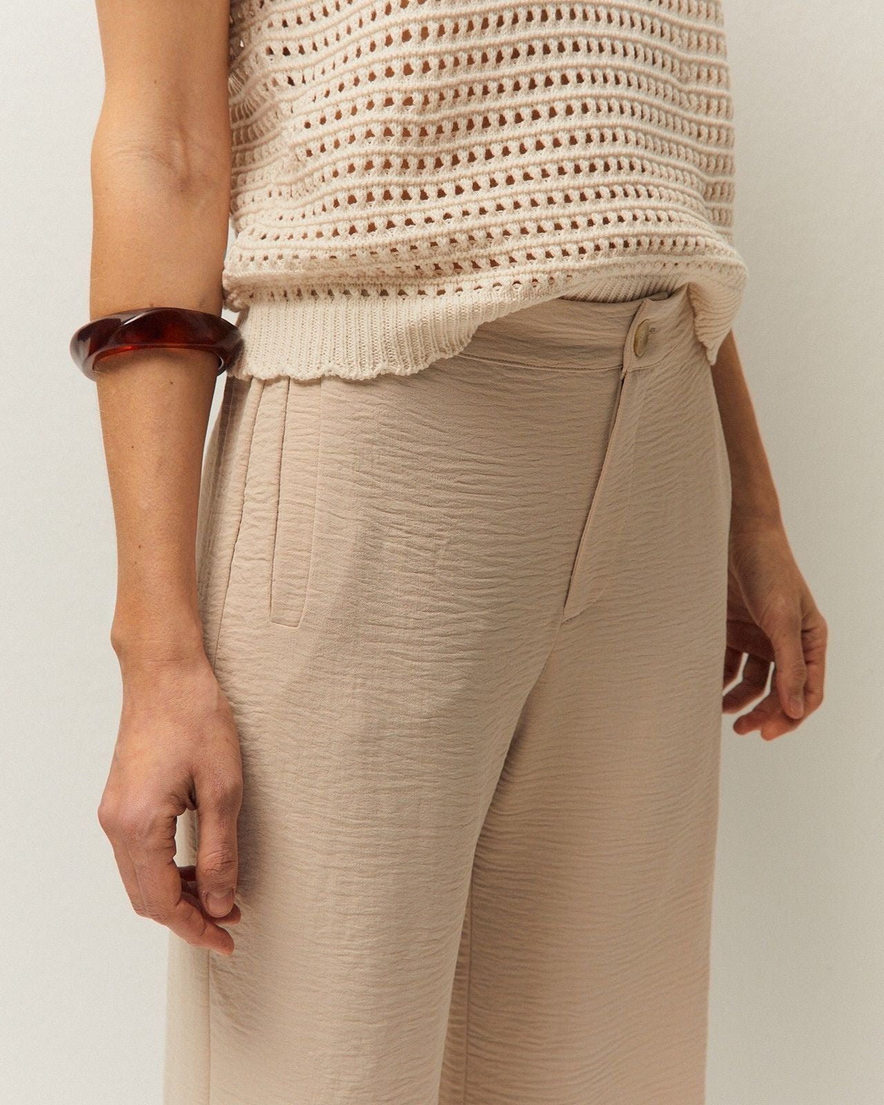 Straight-leg flowy trousers