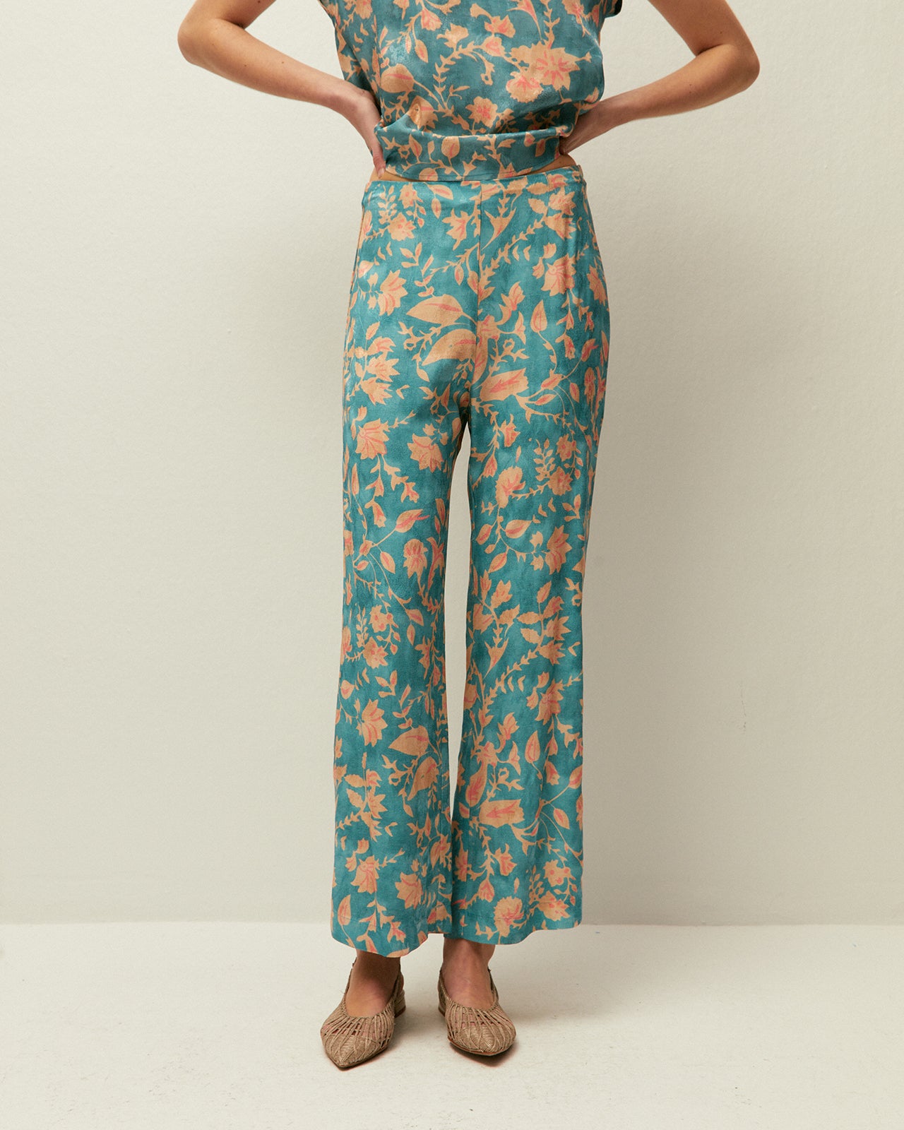 Pantalon imprimé fleuri