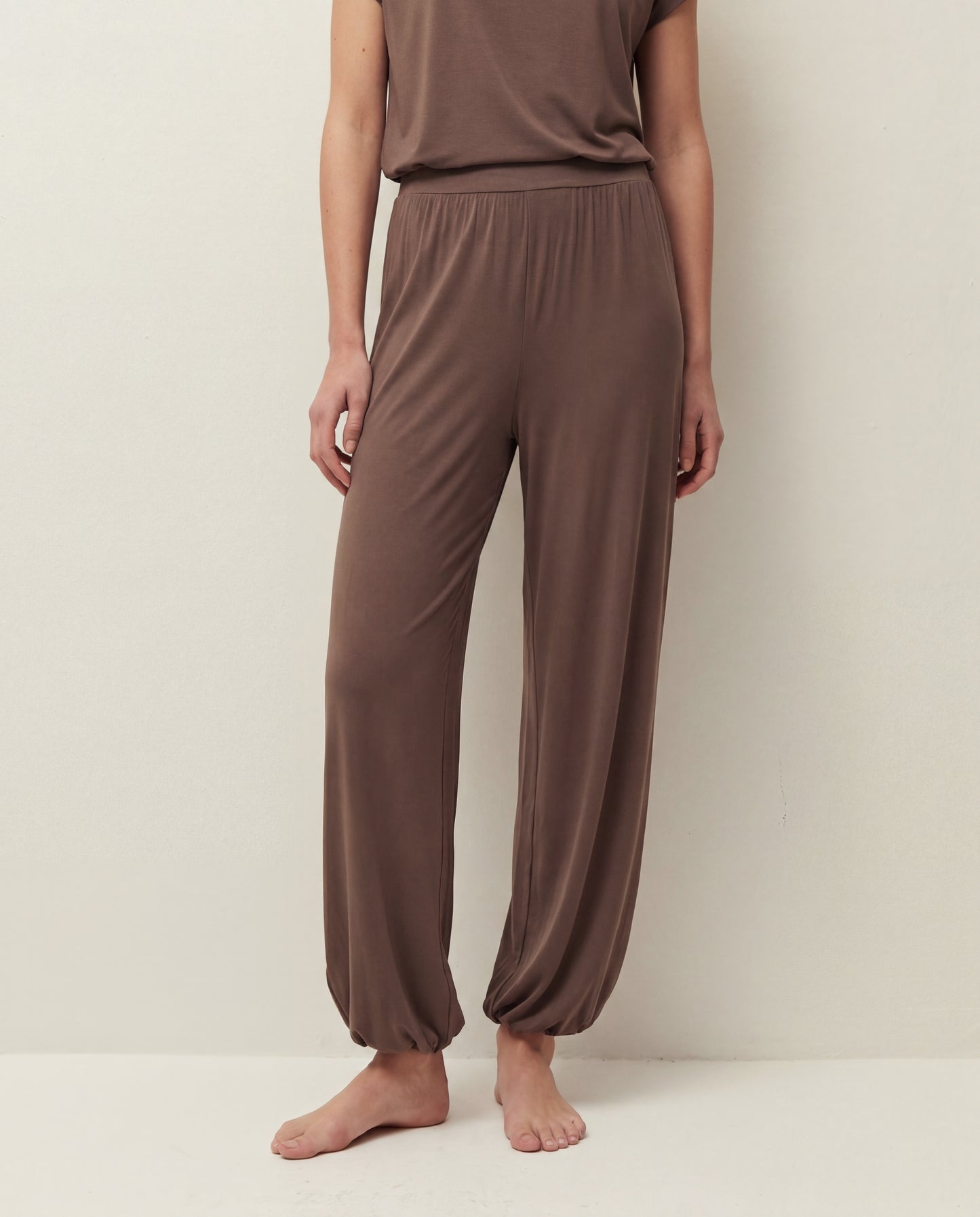 Pantalón bombacho con goma