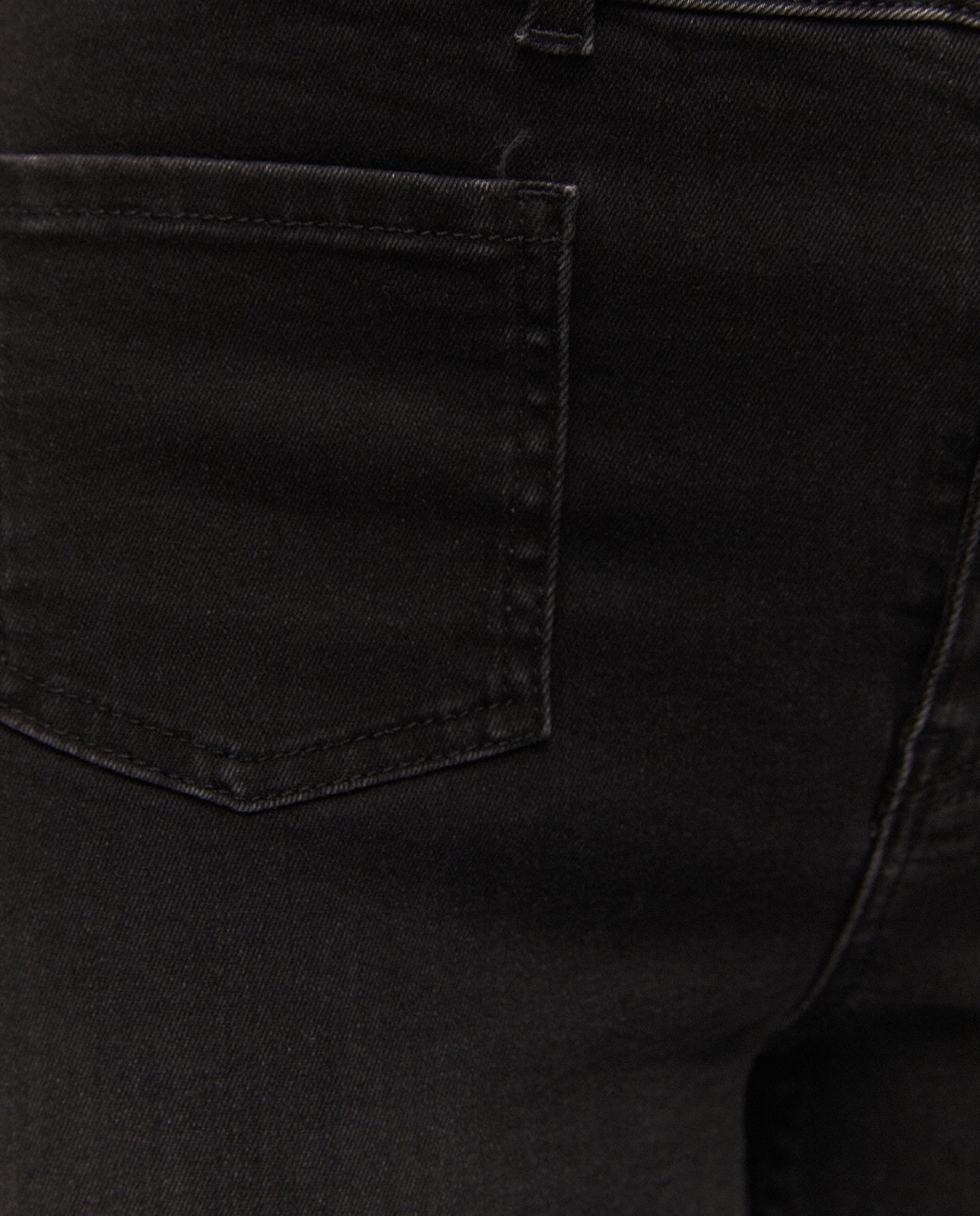 Pantalón denim bolsillos