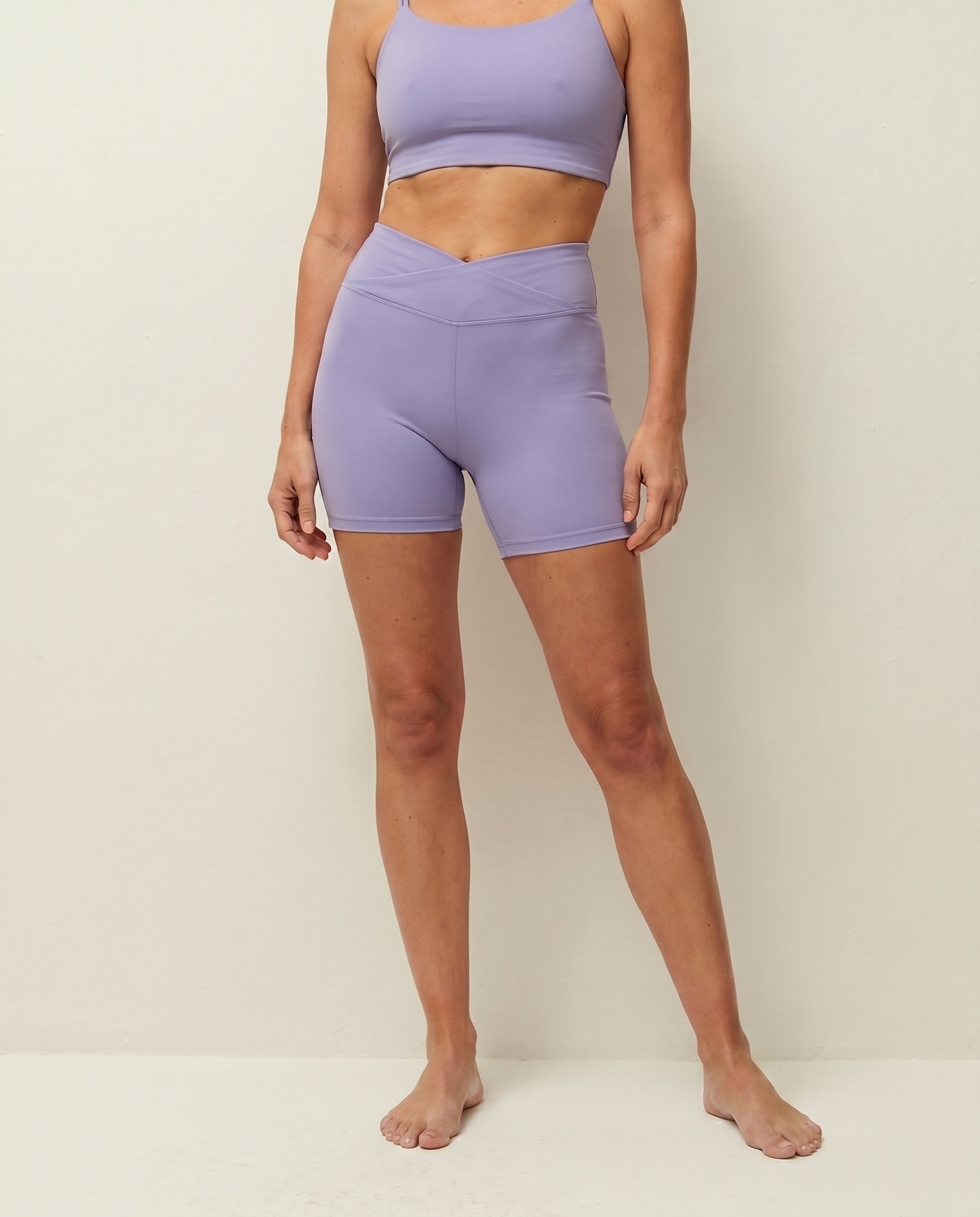 Elastic shorts