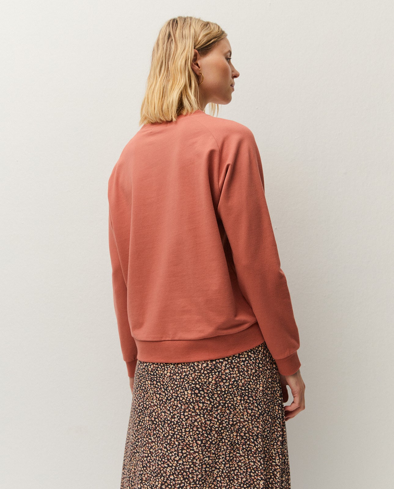 Basic sweatshirt