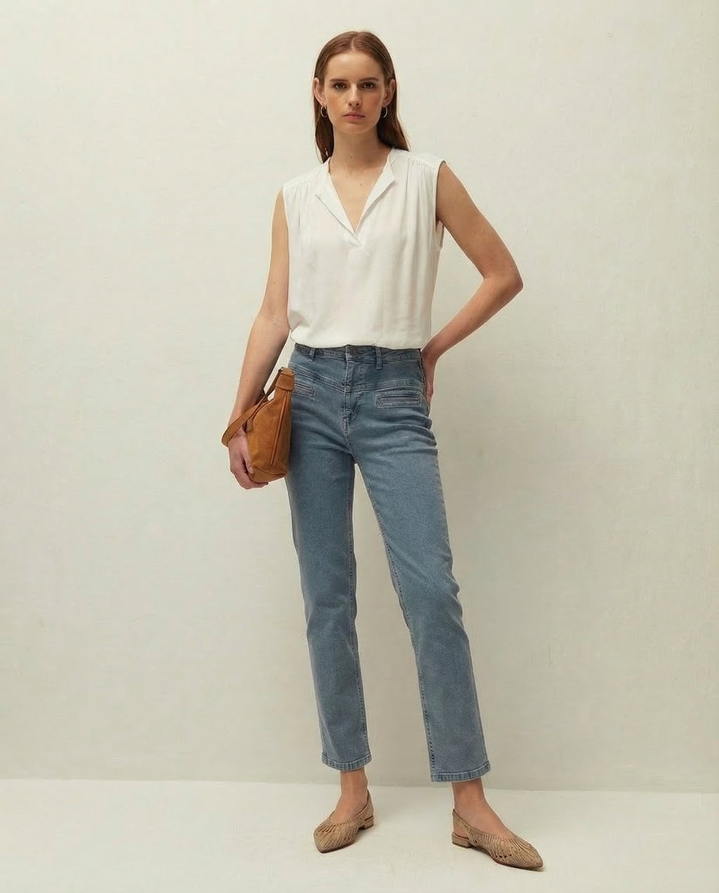 Sleeveless Mandarin collar top