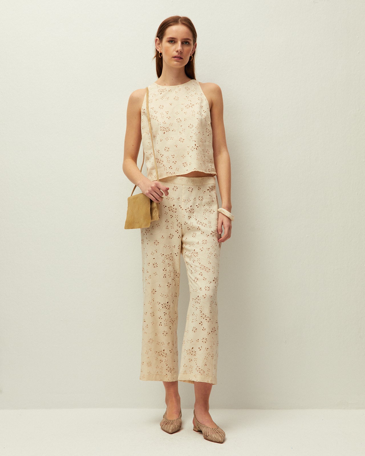 Top halter calado
