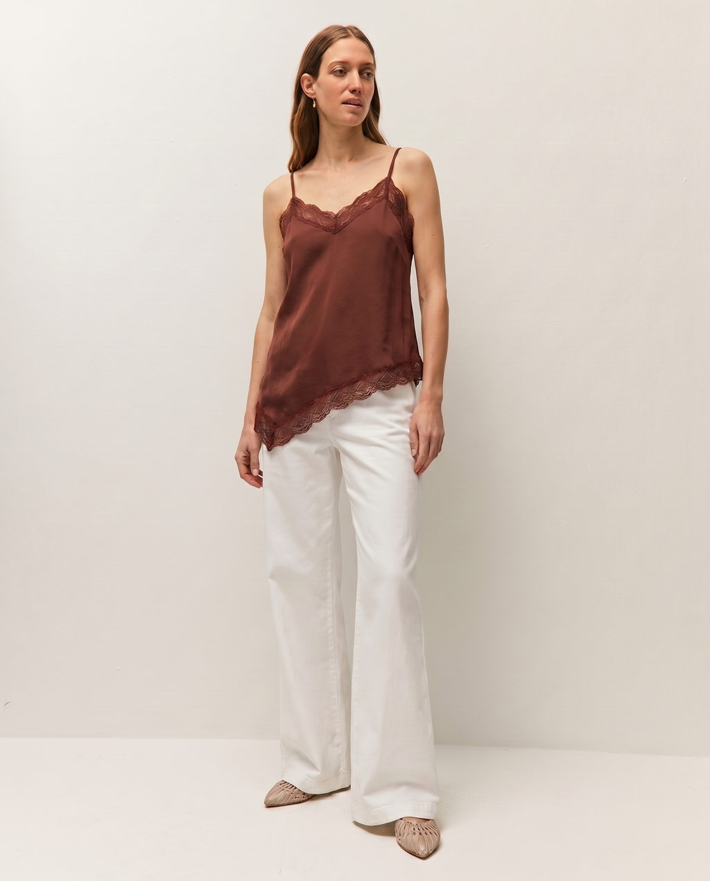 Top asimétrico lace
