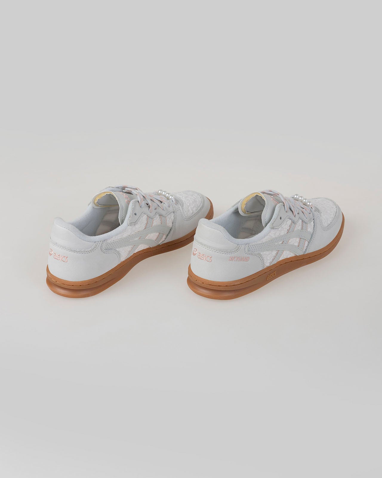 Baskets Asics Skyhand OG blanches